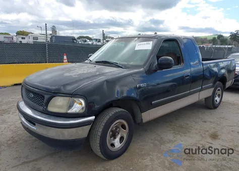 1998 Ford F-150 Standard/Xl/Xlt z USA, uszkodzony, nr VIN 1FTZX1720WKB44676